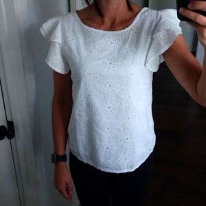 Eyelet shirt ruffle sleeves